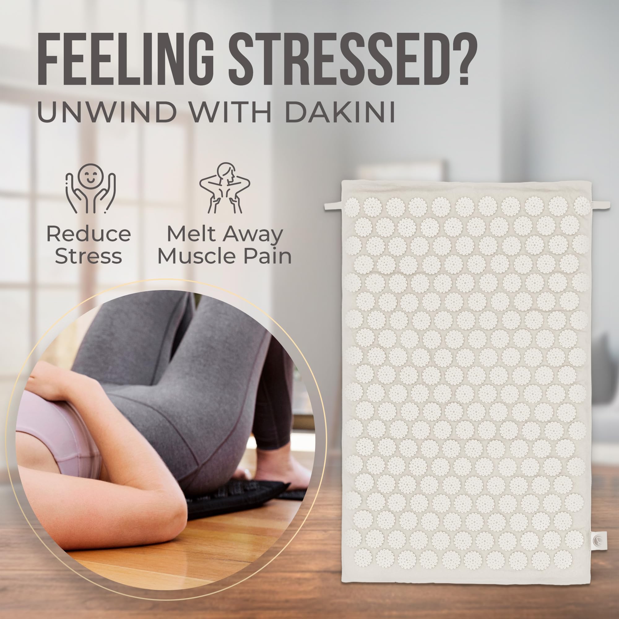 Dakini roll-up compact bundle demonstrates travel-friendly acupressure setup.