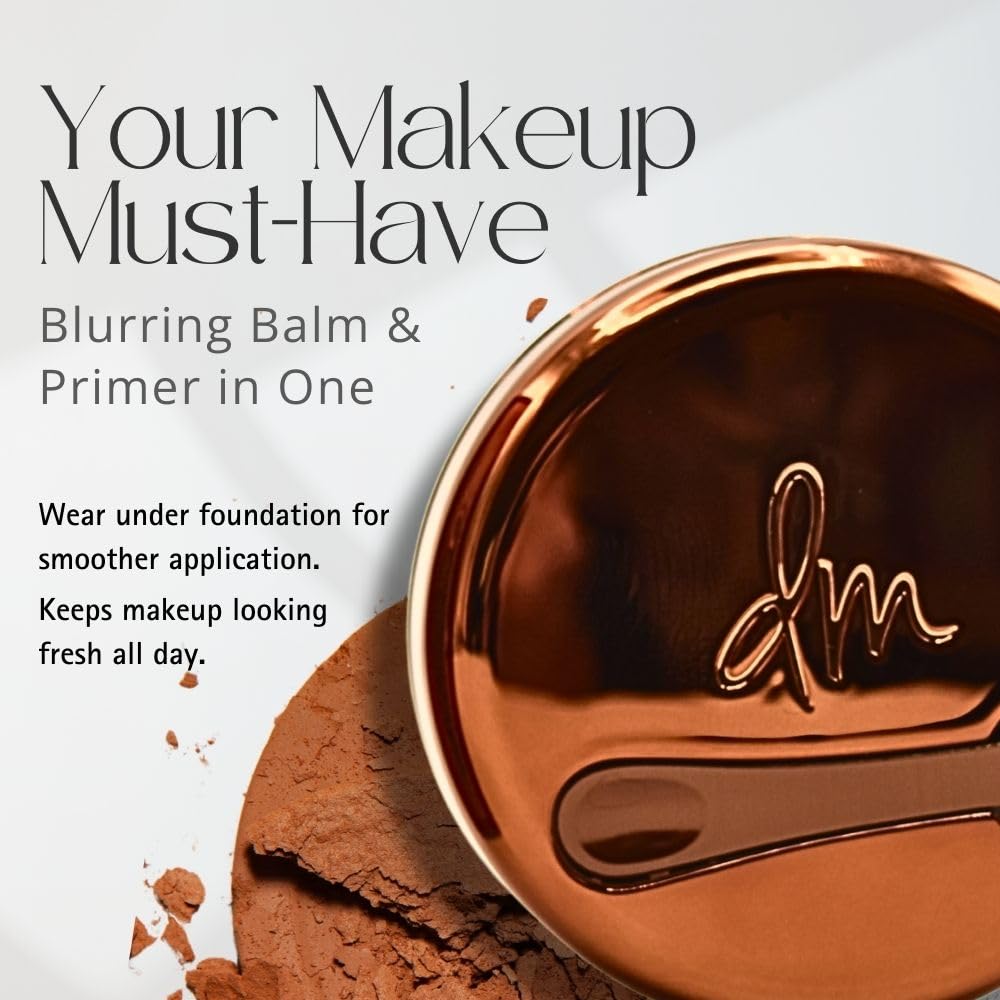 Open compact of Danessa Myricks Yummy Skin Blurring Balm Powder shows smooth powder-set.