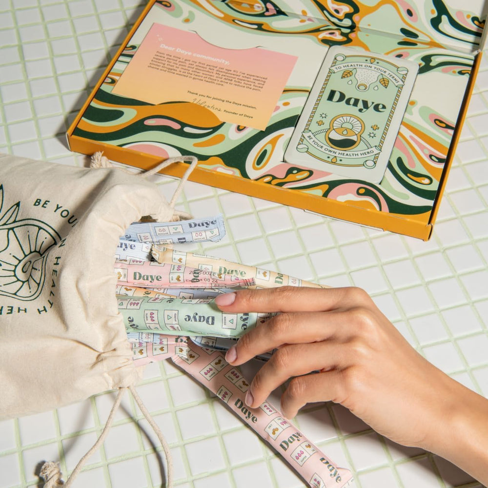 Daye Organic Tampons Super protective sleeve keeps fibers contained during use.