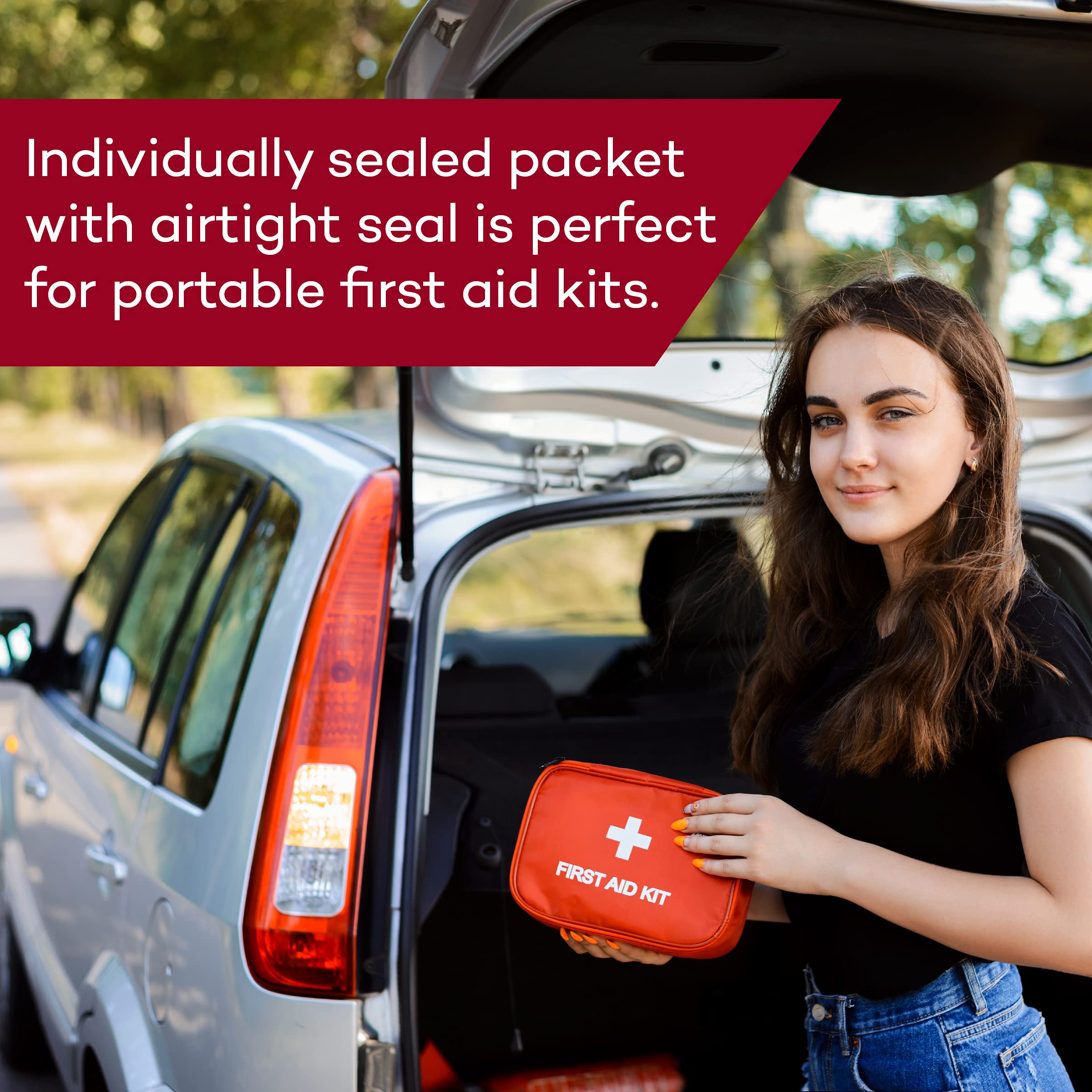 Dealmed large-size pads cover larger cleaning areas