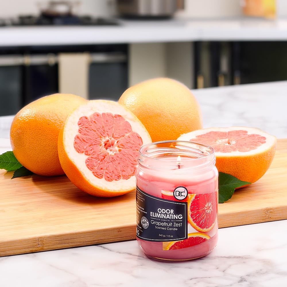 Dianne's Grapefruit Zest lead-free wick closeup for safe, steady burn.