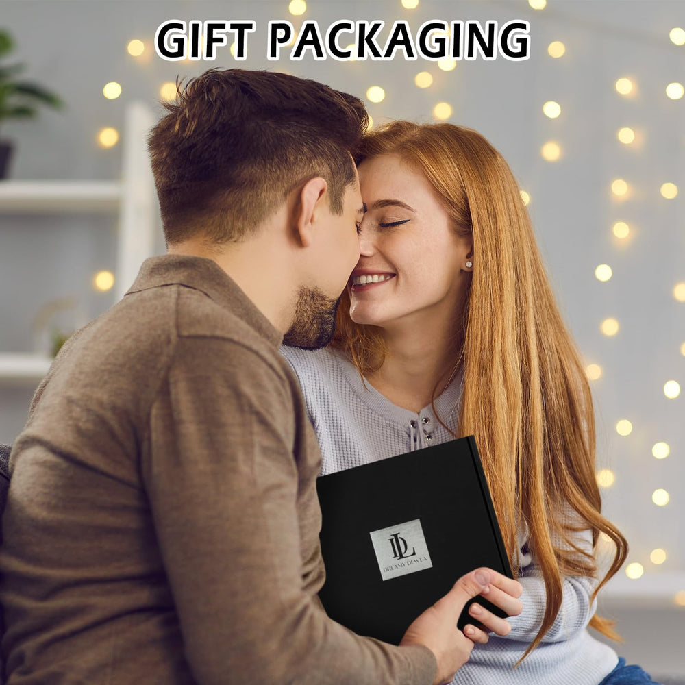 DL Dreamy Dewla gift box candles appealing for holiday gifting.