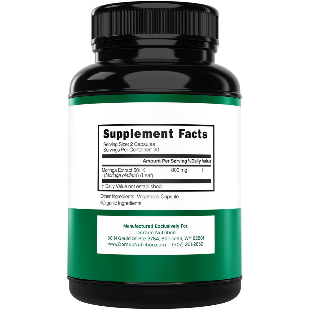 Frasco de Dorado Nutrition Moringa con etiqueta orgánica.