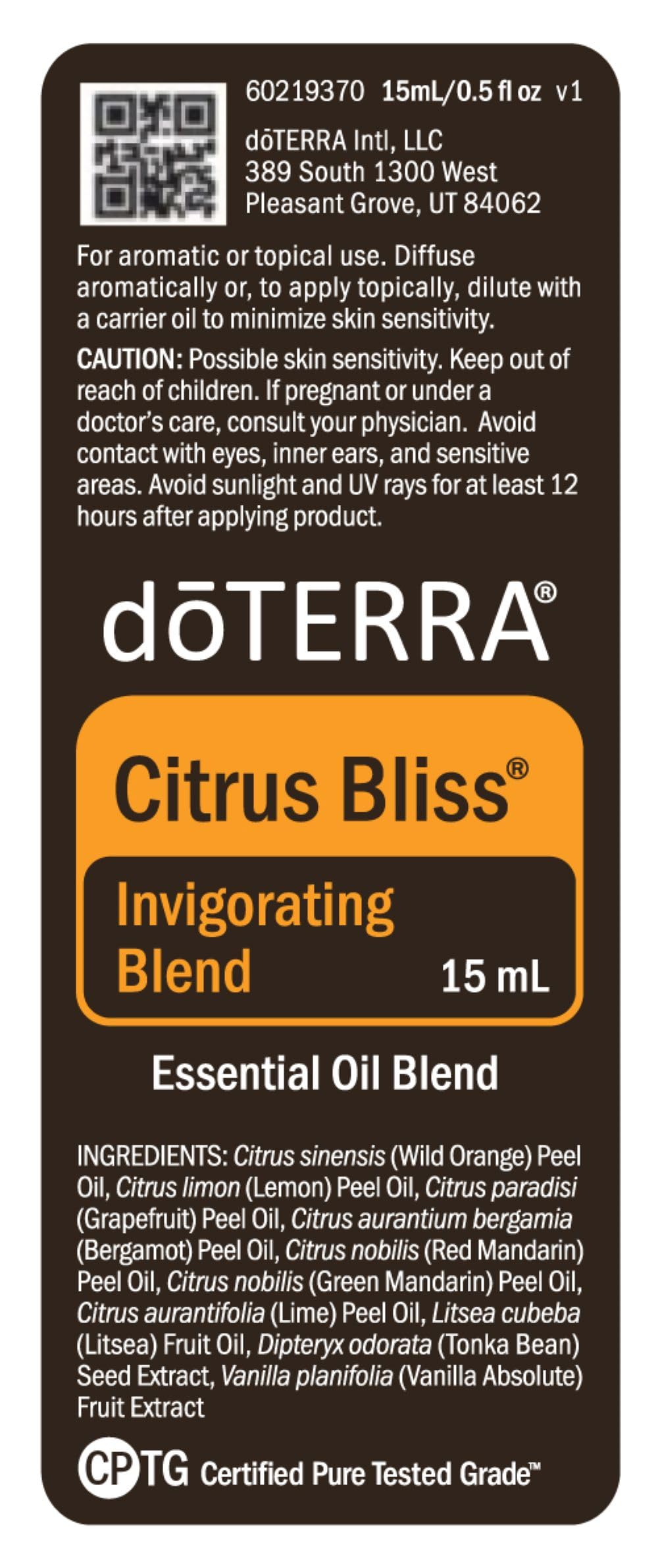 doTERRA Citrus Bliss fruits closeup displaying fresh citrus notes with vanilla hint.