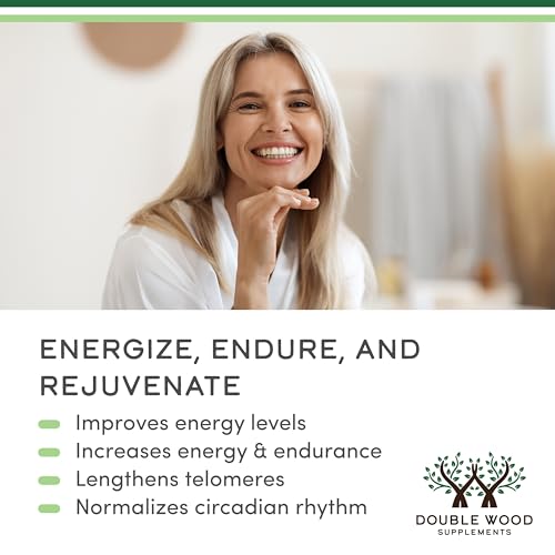 Serving spoon next to NAD Plus illustrates precise 500 mg per serving