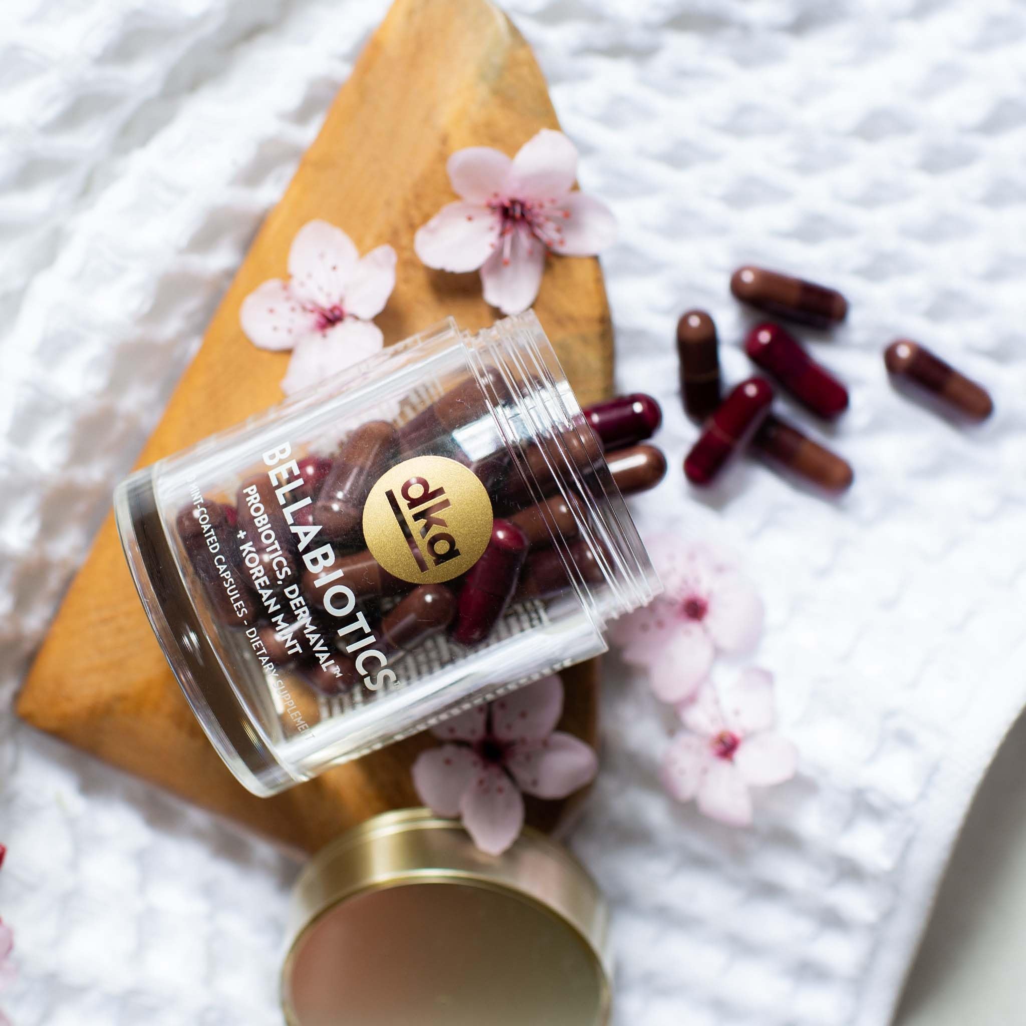 Dr. Kellyann Bellabiotics ingredient preview features probiotic strains for gut balance.