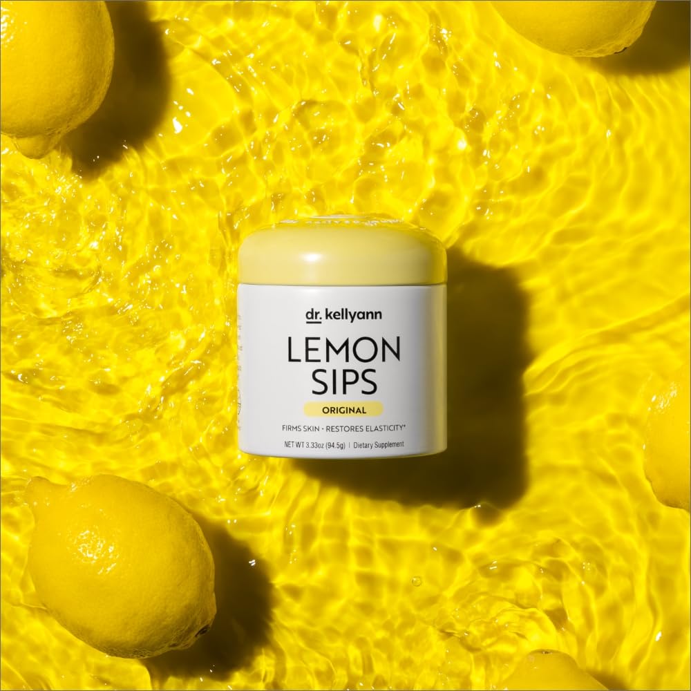 Dr. Kellyann Lemon Sips powder dissolving in water for quick hydration.