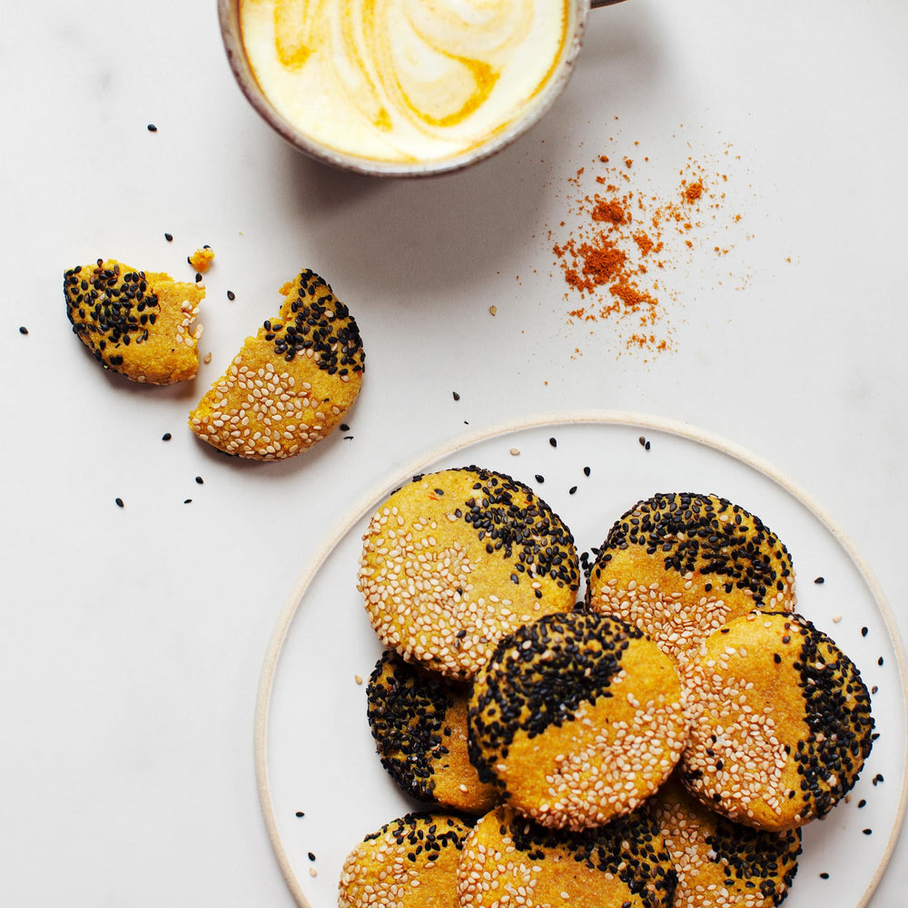 Fermented turmeric detail in Solspring Golden Milk for rich flavor depth.