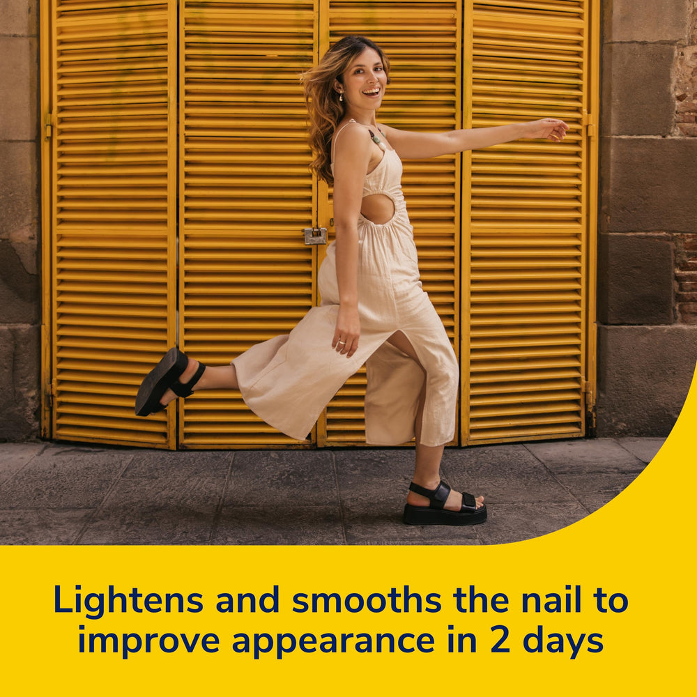 Dr Scholl's dual-action system demonstrates treatment and whitening steps.