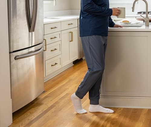 Dr. Scholl's sock top close-up highlighting ultra-soft non-binding cuff for gentle leg fit