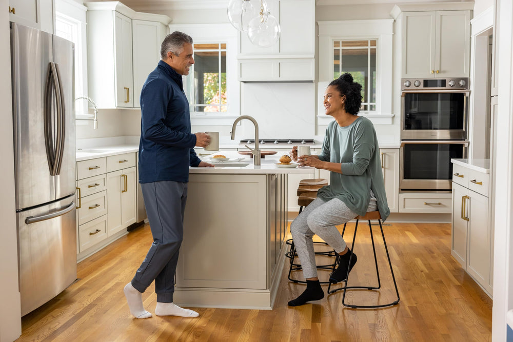 Dr. Scholl's APMA-accepted design promotes foot health.