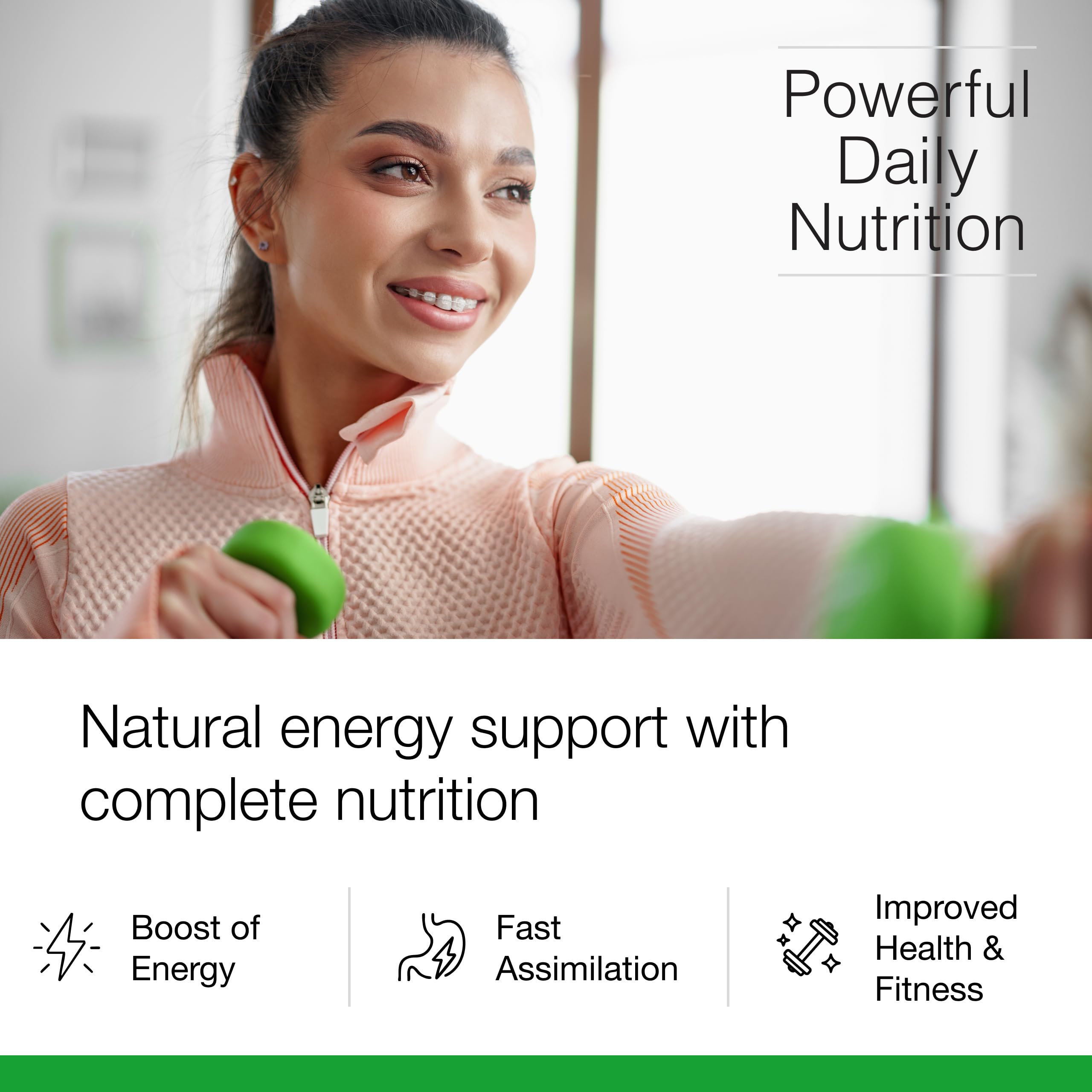 Close-up of the green powder blend highlighting plant-based greens and antioxidants.