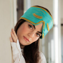Drowsy silk mask with 100% light blocking for deep rest.