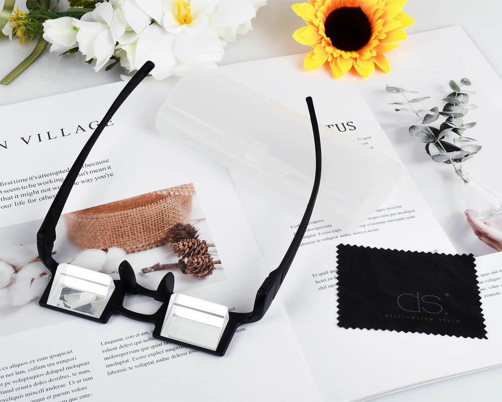 DS. DISTINCTIVE STYLE Includes storage pouch and cleaning cloth for upkeep.