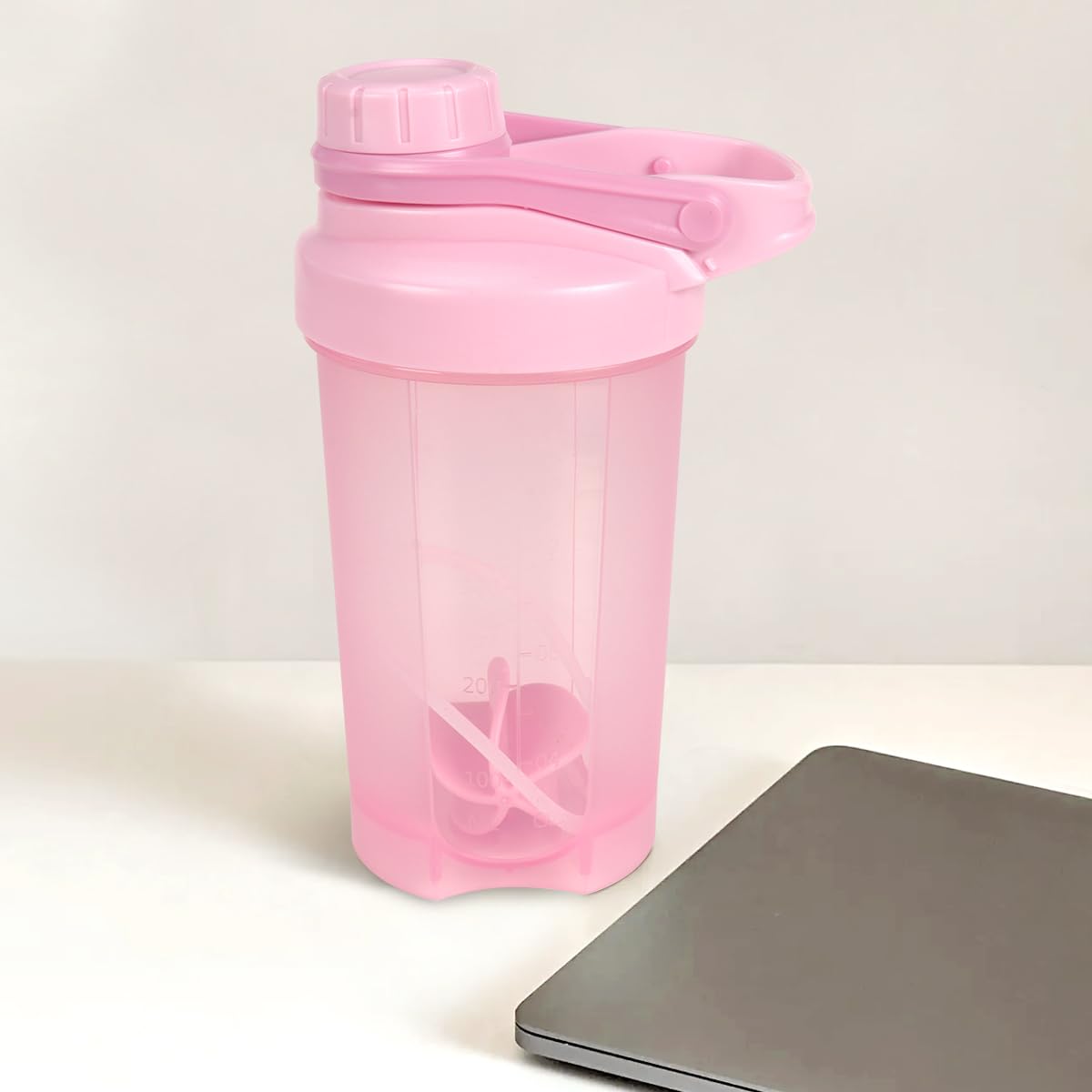 D.Y.A top-loop carry design for easy transport.