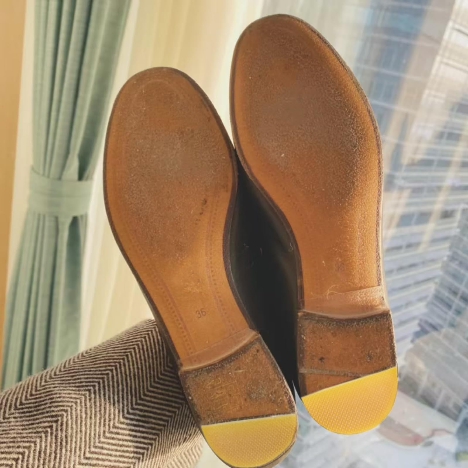 EACOZY yellow patch set as affordable heel protection option