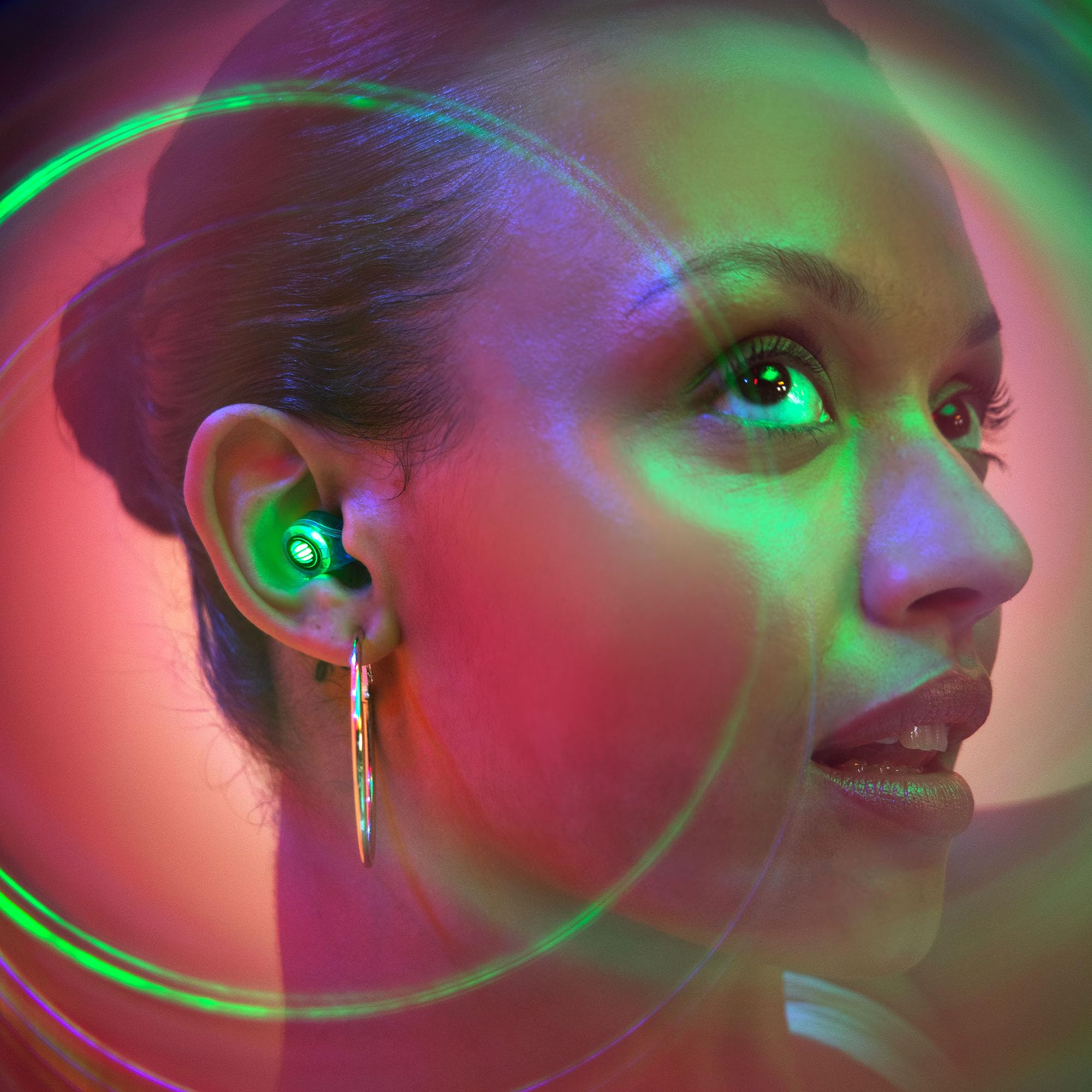 Eargasm Earlights in show setting demonstrate 21 dB attenuation