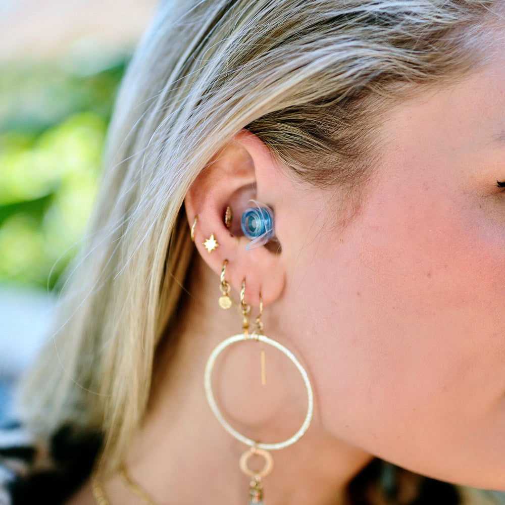 Hypoallergenic silicone shells prevent irritation during long wear