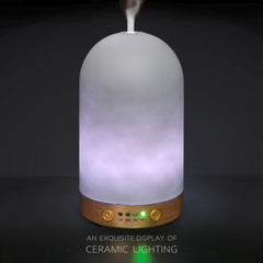 Earnest Living ultrasonic diffuser with glass housing as a stylish centerpiece