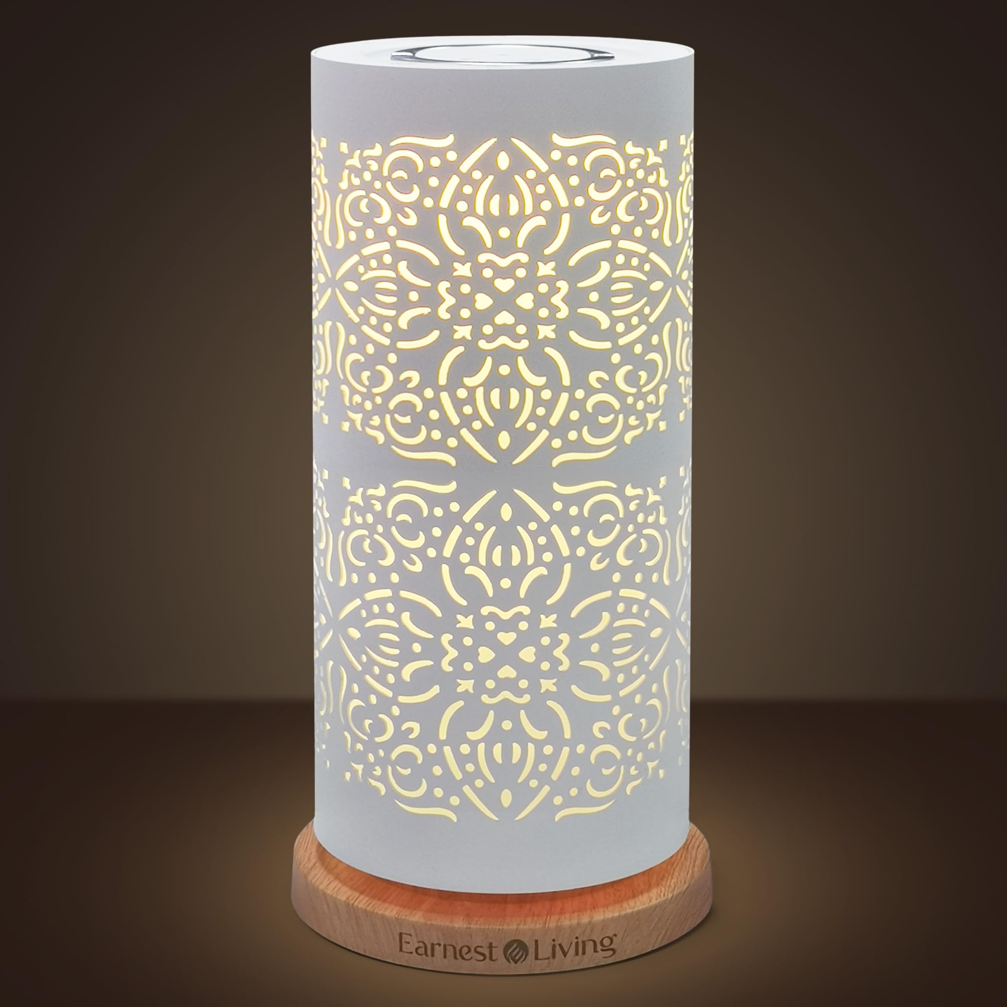 Decorative pattern on Earnest Living diffuser adds stylish aroma diffusion.