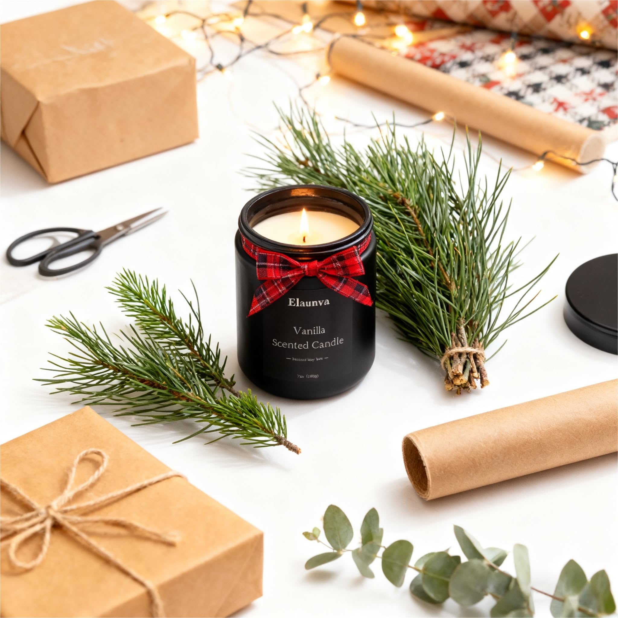 Close-up of Elaunva soy wax and vanilla scent for a rich aroma.