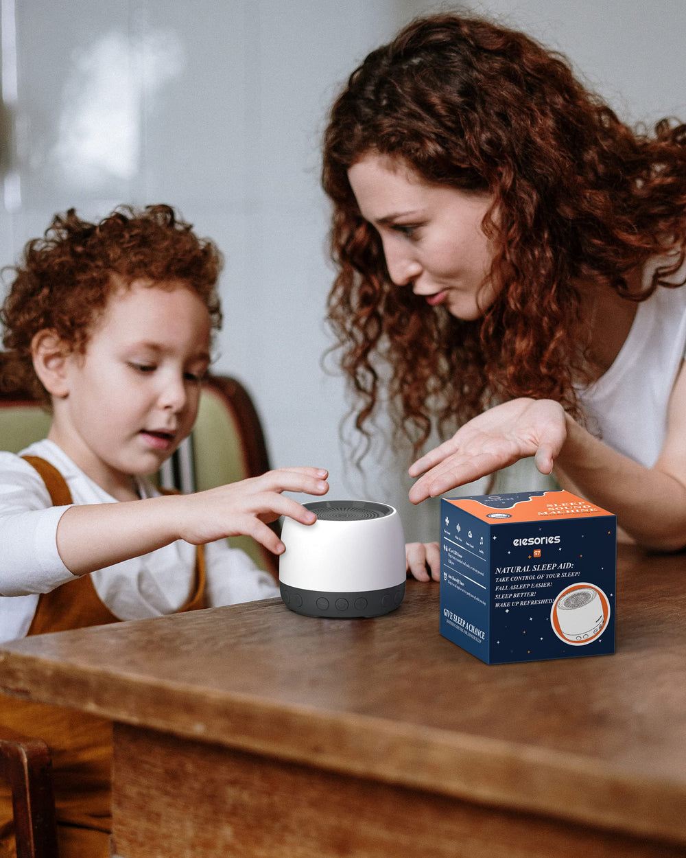 Elesories white noise machine with included accessories and USB-C power setup