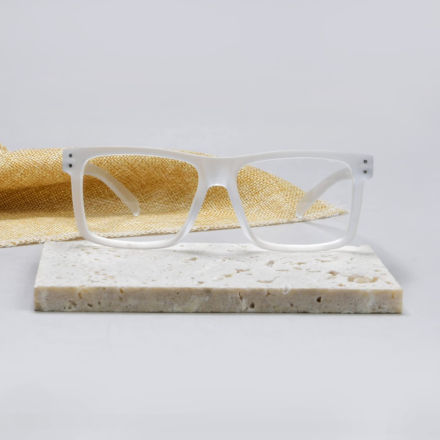 Unisex Eyekepper frames suitable for both men and women for daily reading.