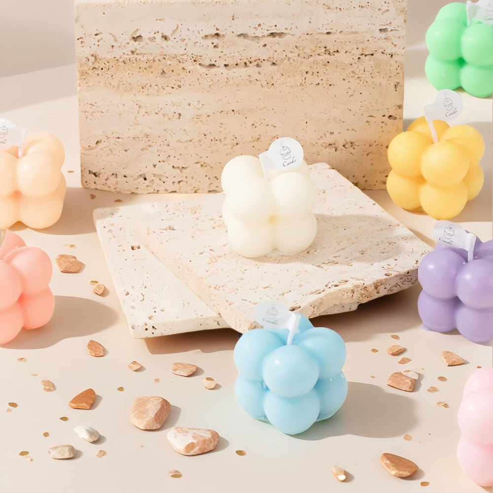 FANBODTA Clean-burning soy-wax formula supports safe, tidy burns.