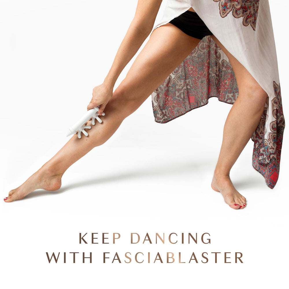 FasciaBlaster Mini 2 pressure-point tips targeting knots on back