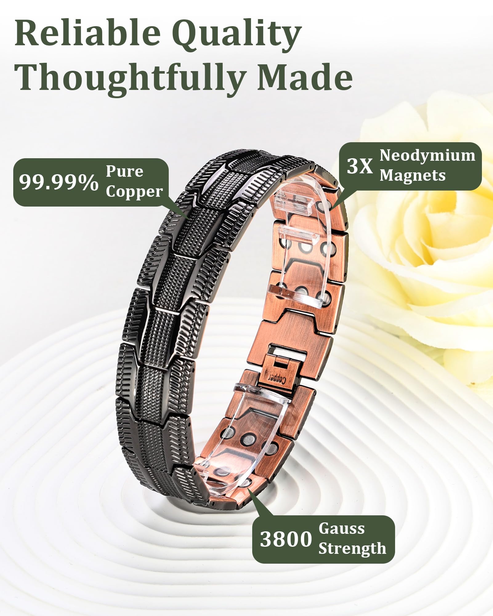 Fashtour copper ring paired with bracelet, emphasizing unified magnetic wear.