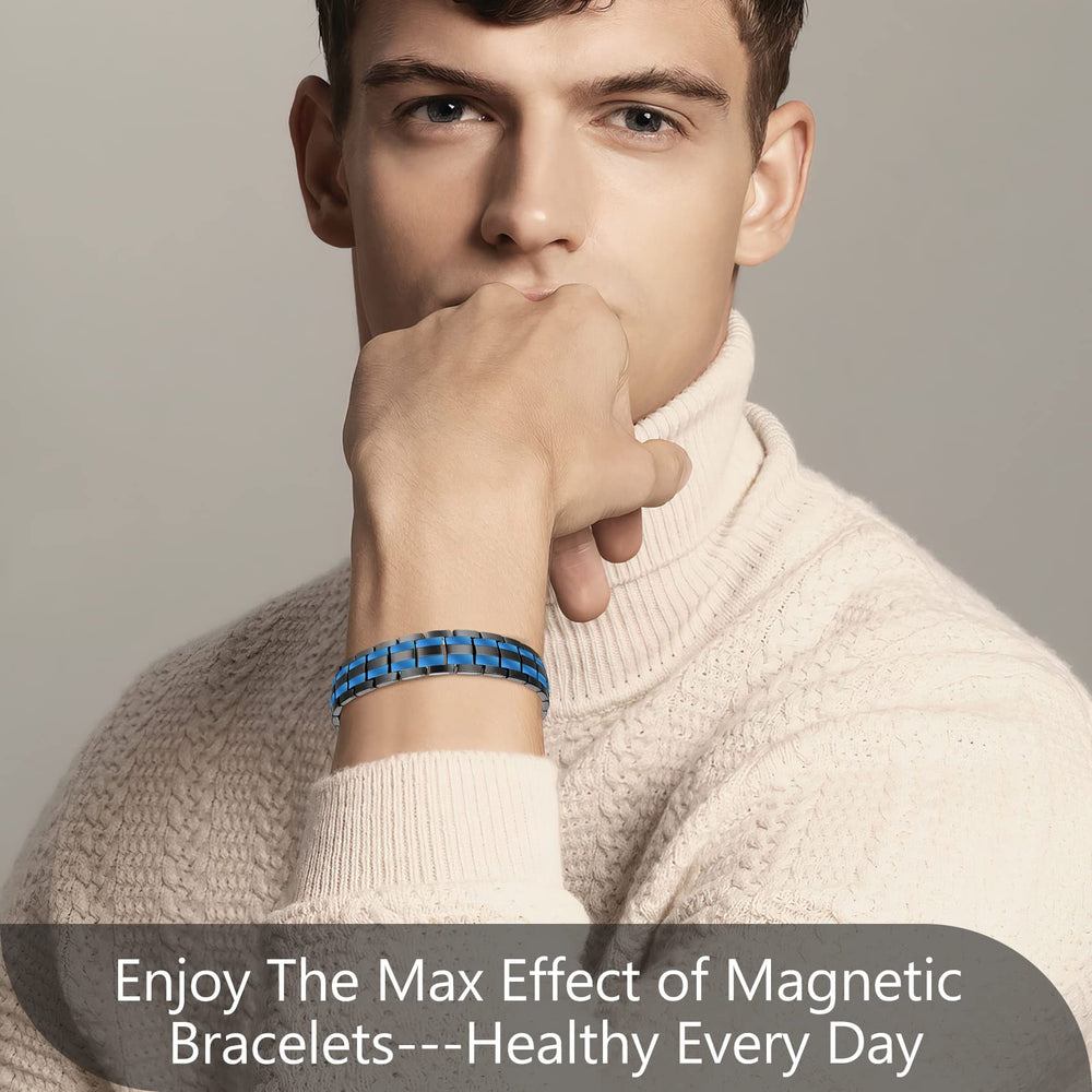 Feraco bracelet includes removal tool for easy at-home resizing.