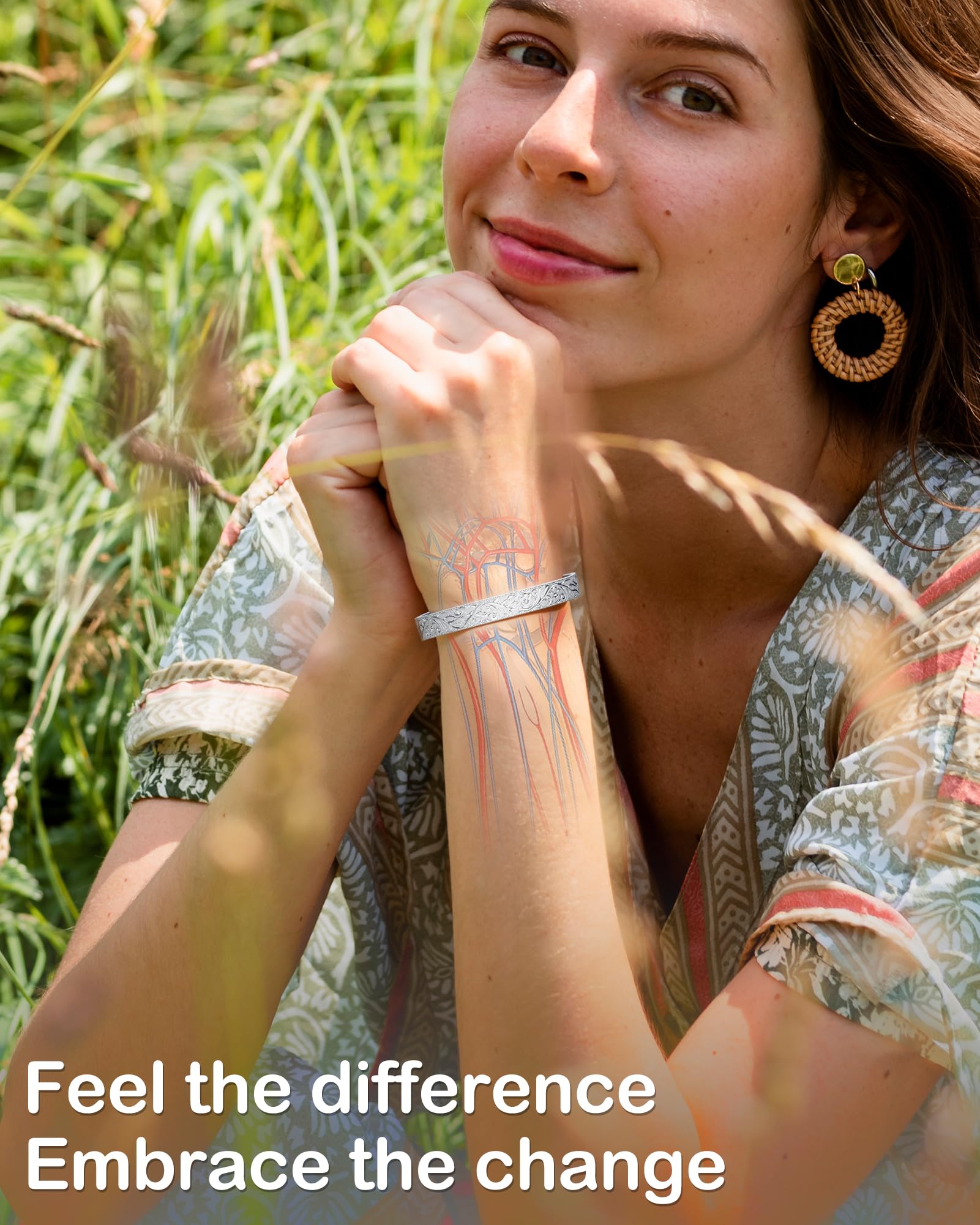 Feraco copper bracelet highlighting 99.99% pure copper for hypoallergenic comfort.
