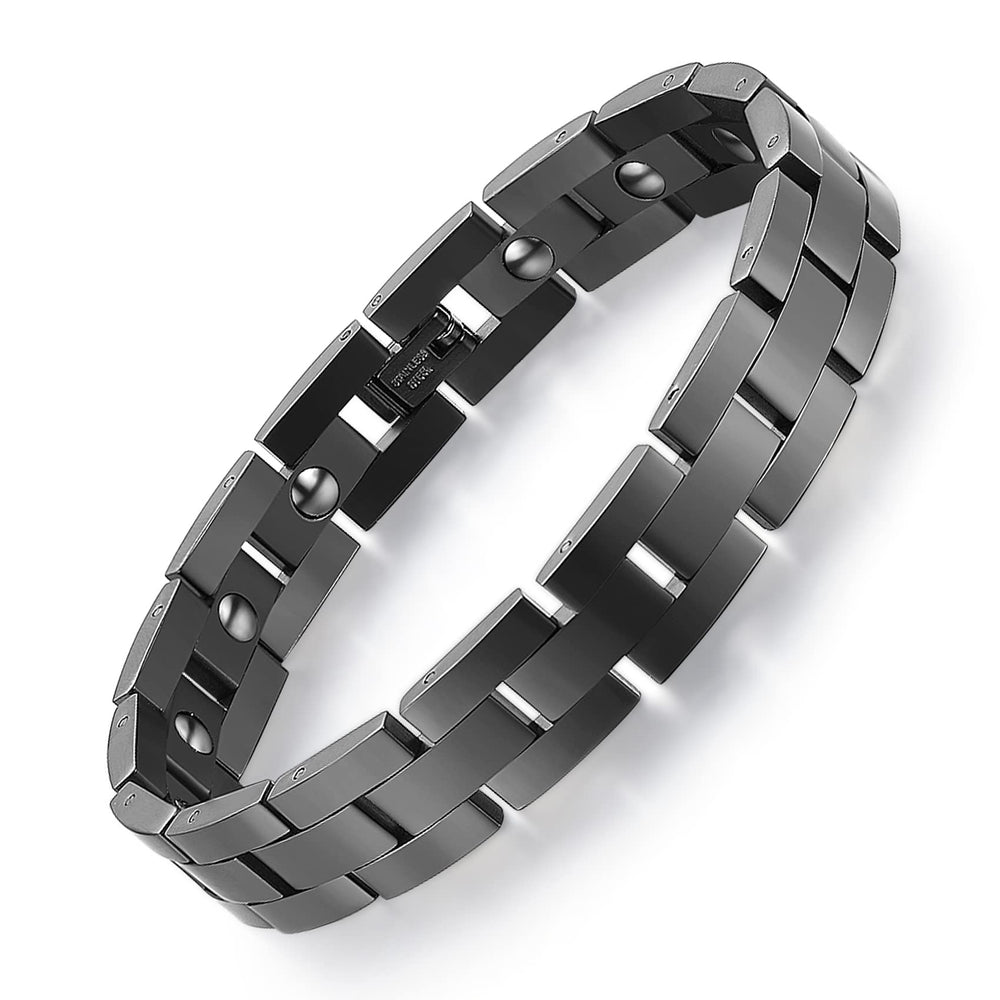 Feraco men's magnetic bracelet in black titanium for daily wear