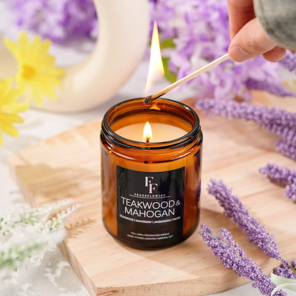 FF FRAGRFLOWING Teakwood Mahogany candle packaging is gift-ready for holidays and celebrations.