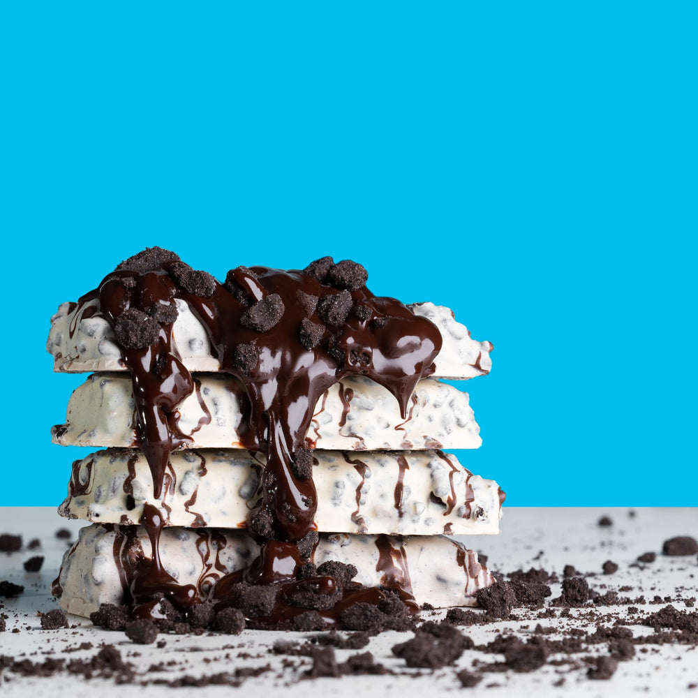 Fit Crunch bar texture close-up with crisp exterior and creamy core.