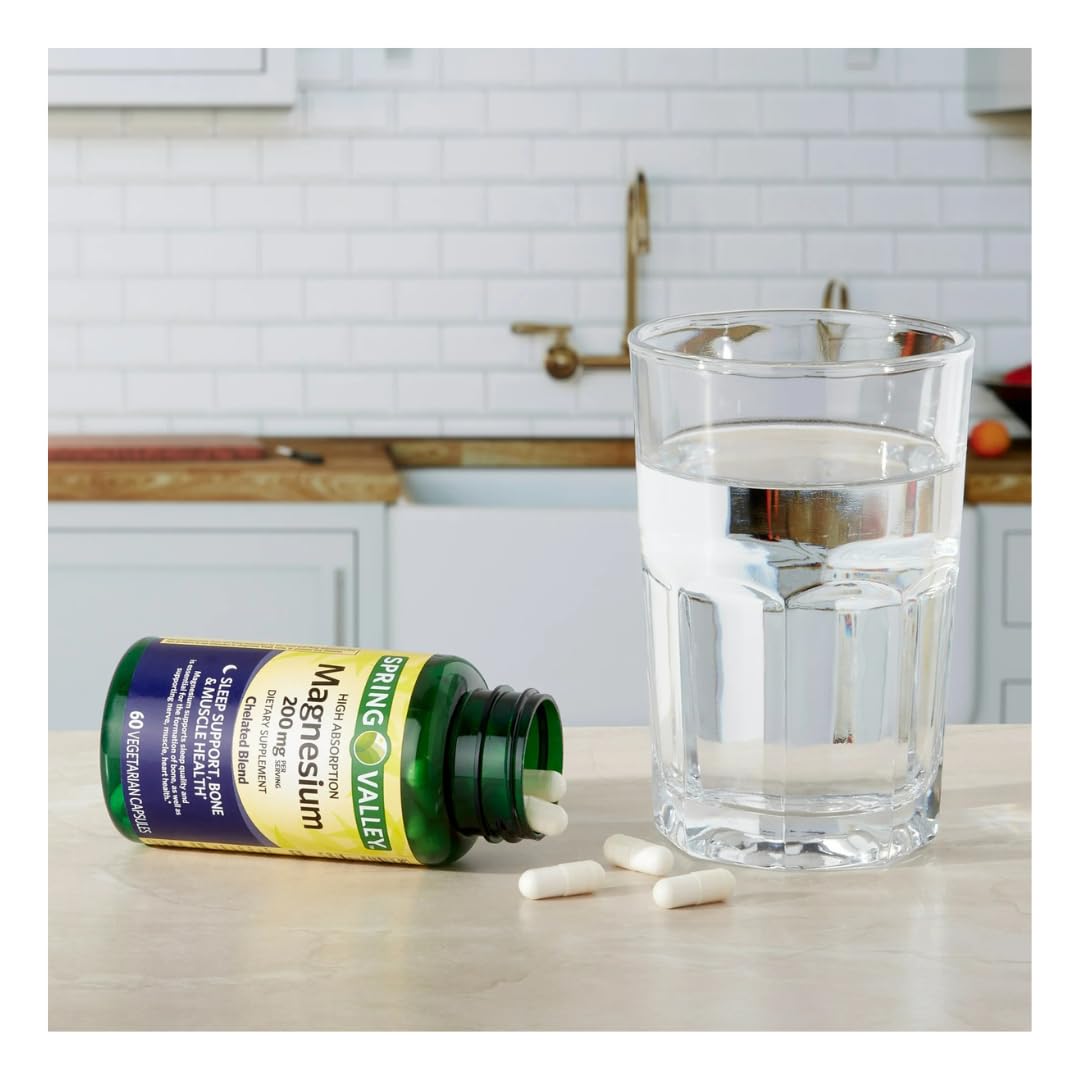 FitMania Spring Valley vegetarian capsules for daily magnesium supplementation.