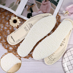 Frienda anti-slip breathable insoles help secure footing in wet or dry conditions.