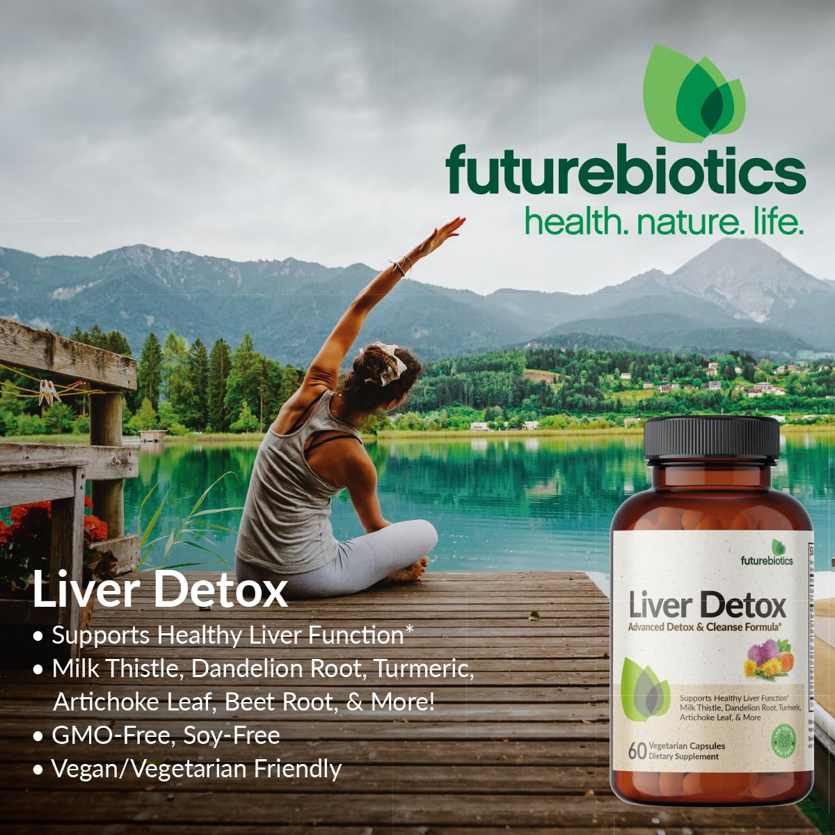 Cápsulas de Futurebiotics Liver Detox en la mano, ingesta diaria para apoyo hepático.
