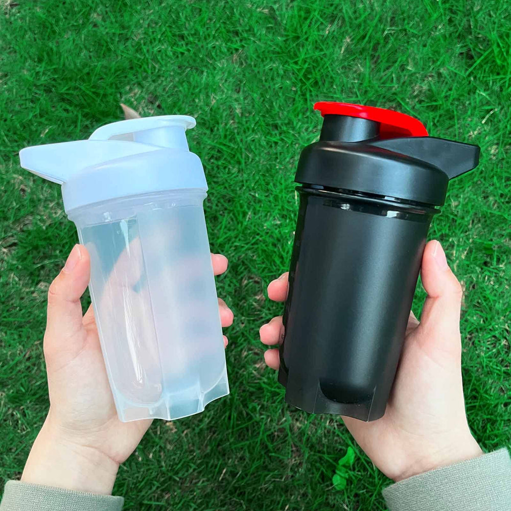 GAISHION two-pack shaker set in black and grey for gym and travel.