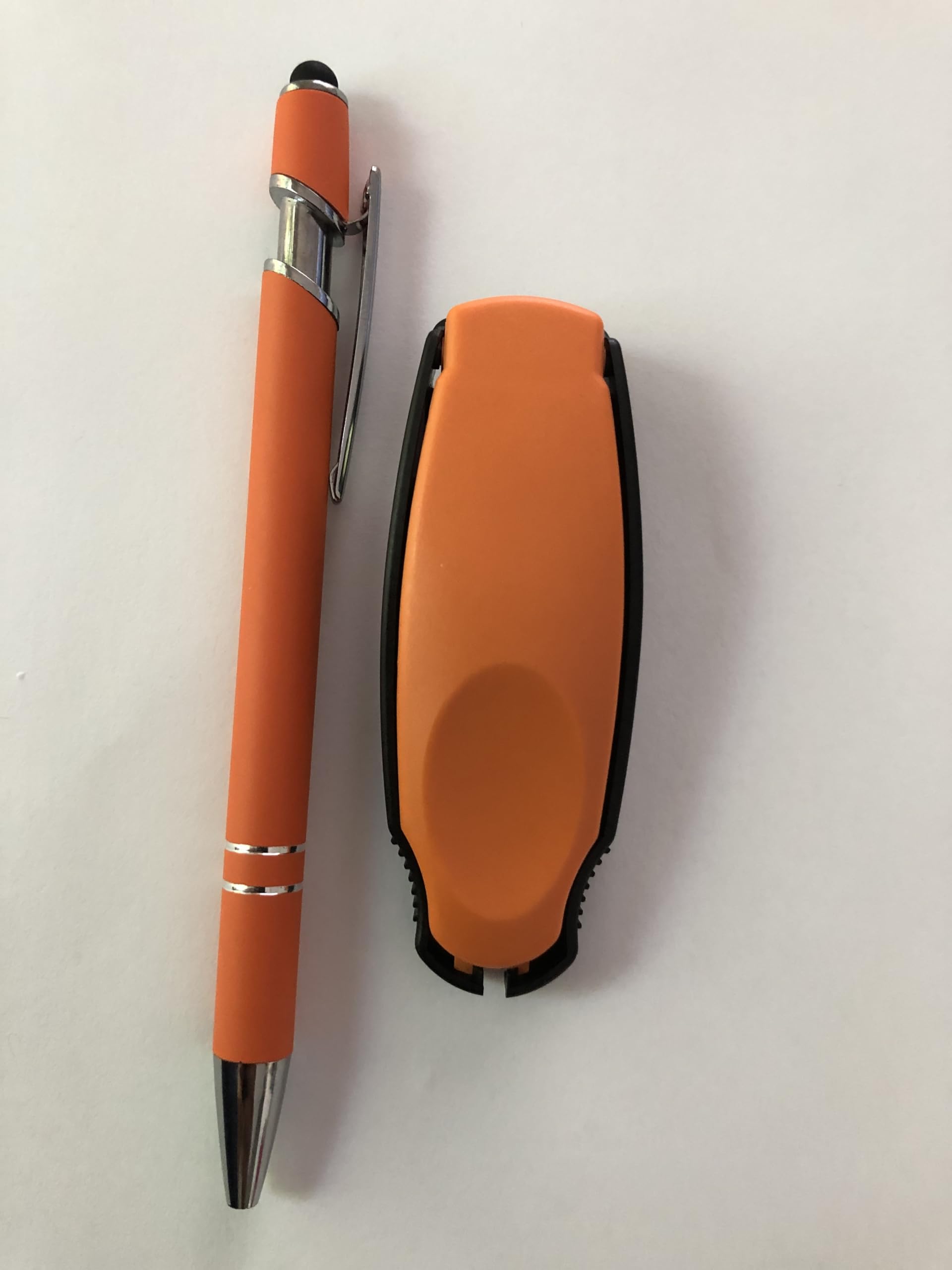 Needull Clipper: diseño biomimético mejora la experiencia de clipado