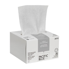 Georgia-Pacific AccuWipe soft texture close-up highlights gentle, lint-free performance.