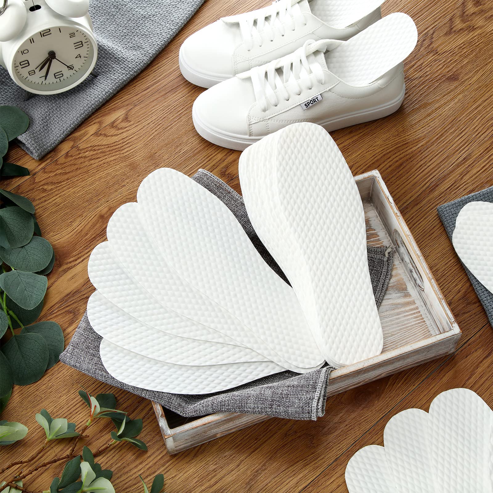 Geyoga anti-slip design keeps liners in place.