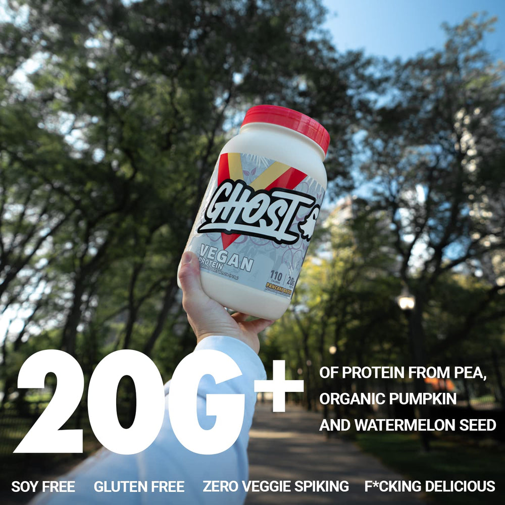 Glass shake with GHOST protein, Chocolate Cereal Milk, ideal post-workout or breakfast.