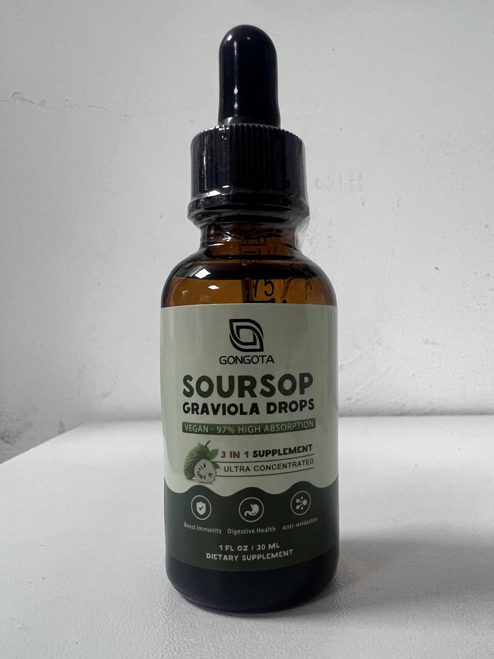 Gongota Digestive health scene with drops indicates digestive comfort potential.