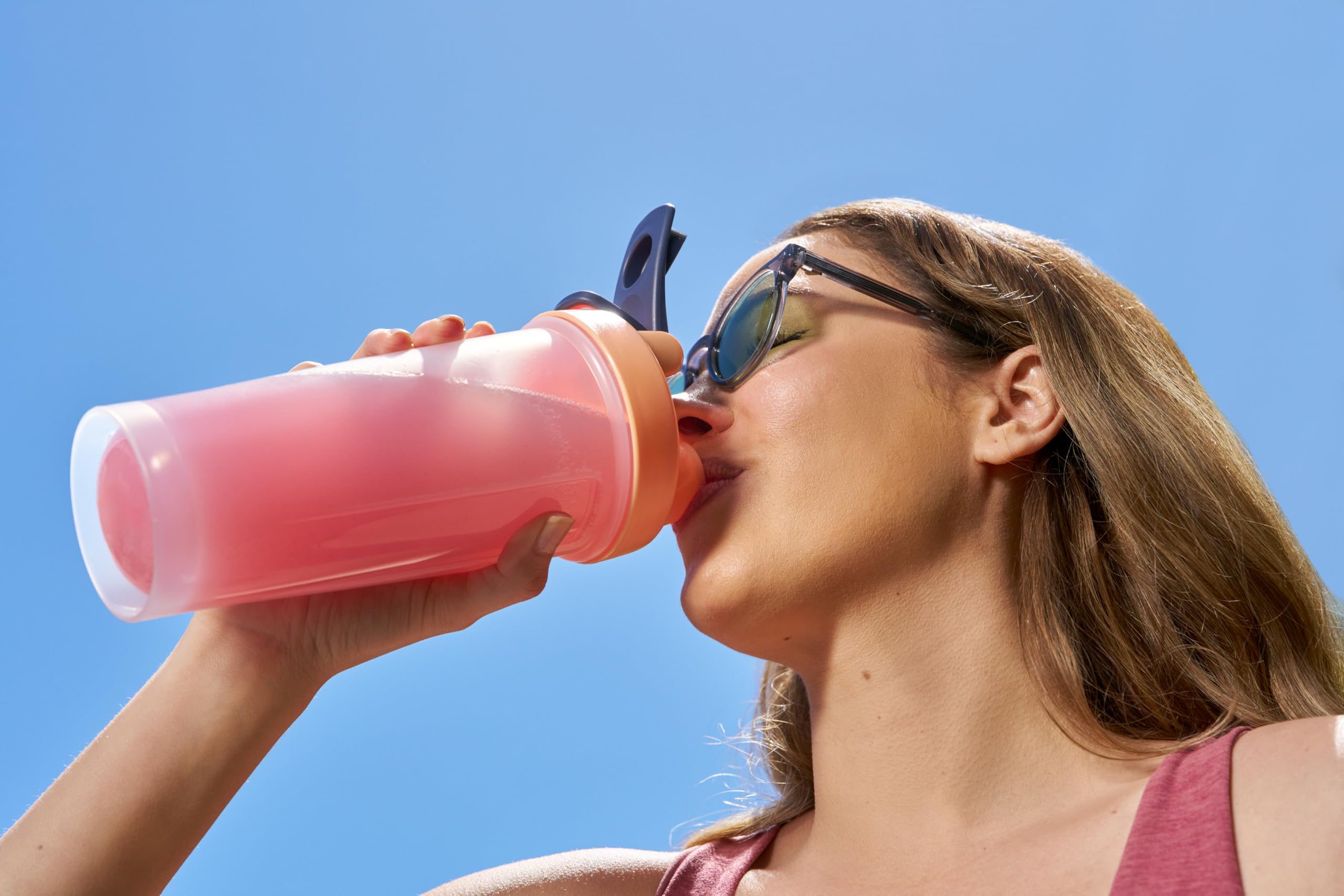 Packaging highlights Himalayan pink salt-based sodium and mineral doses