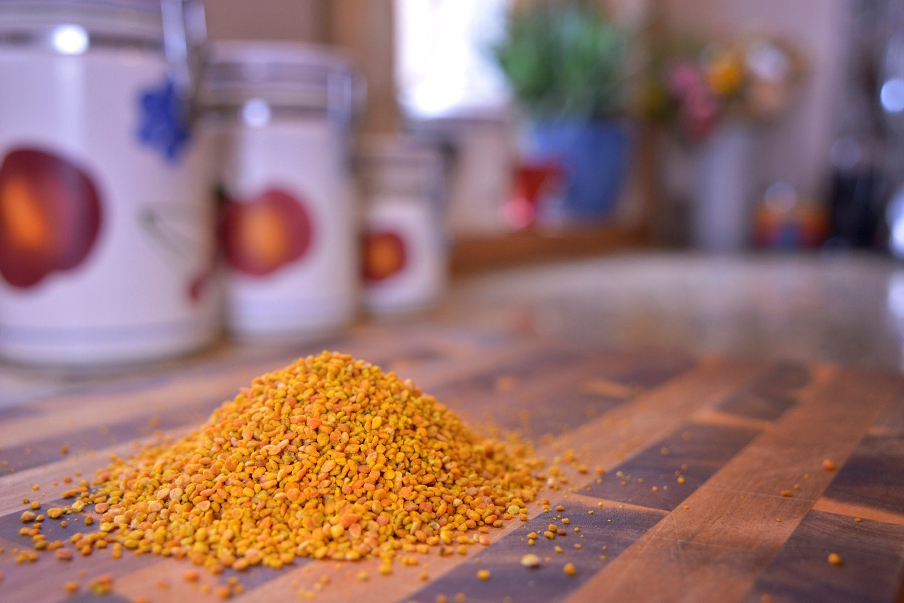 Greenbow pollen added to a smoothie for simple vitality boost