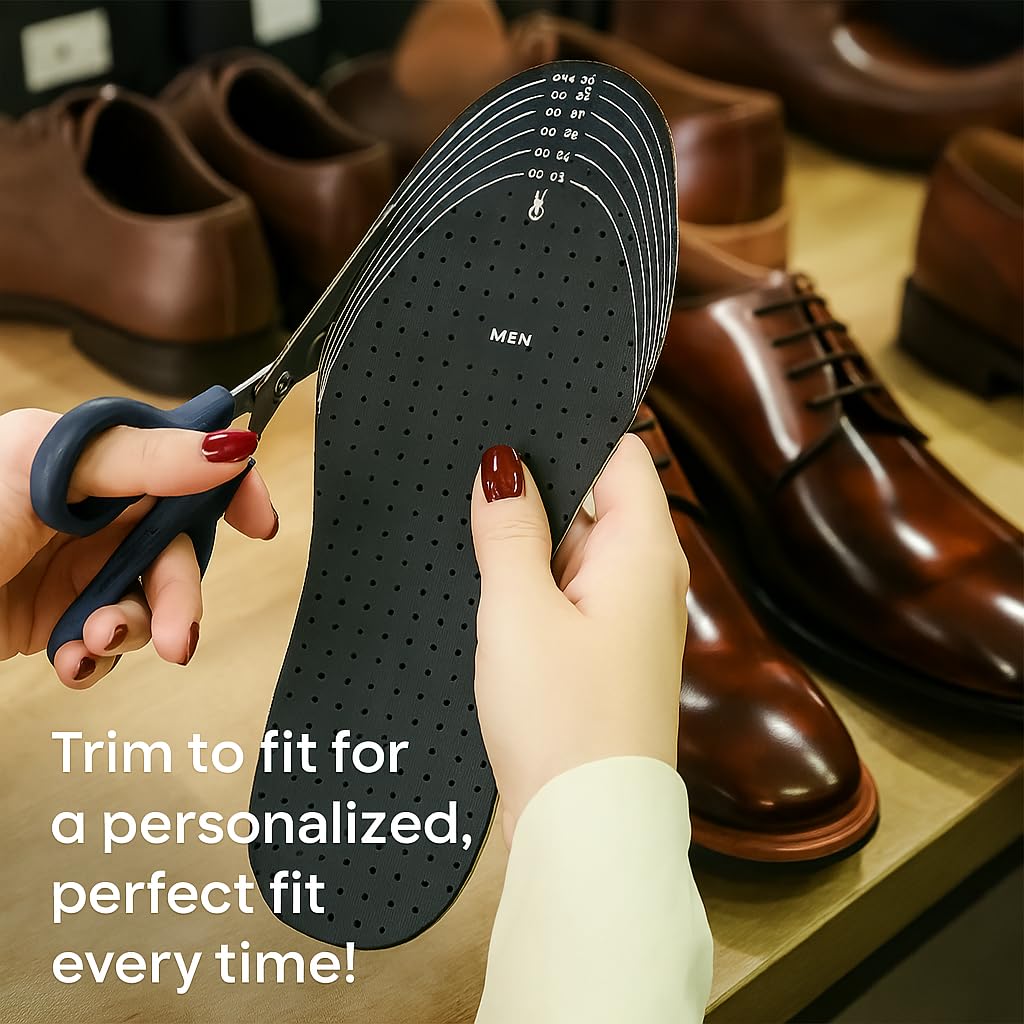 HANDARTE leather cushioning provides soft support without adding bulk.