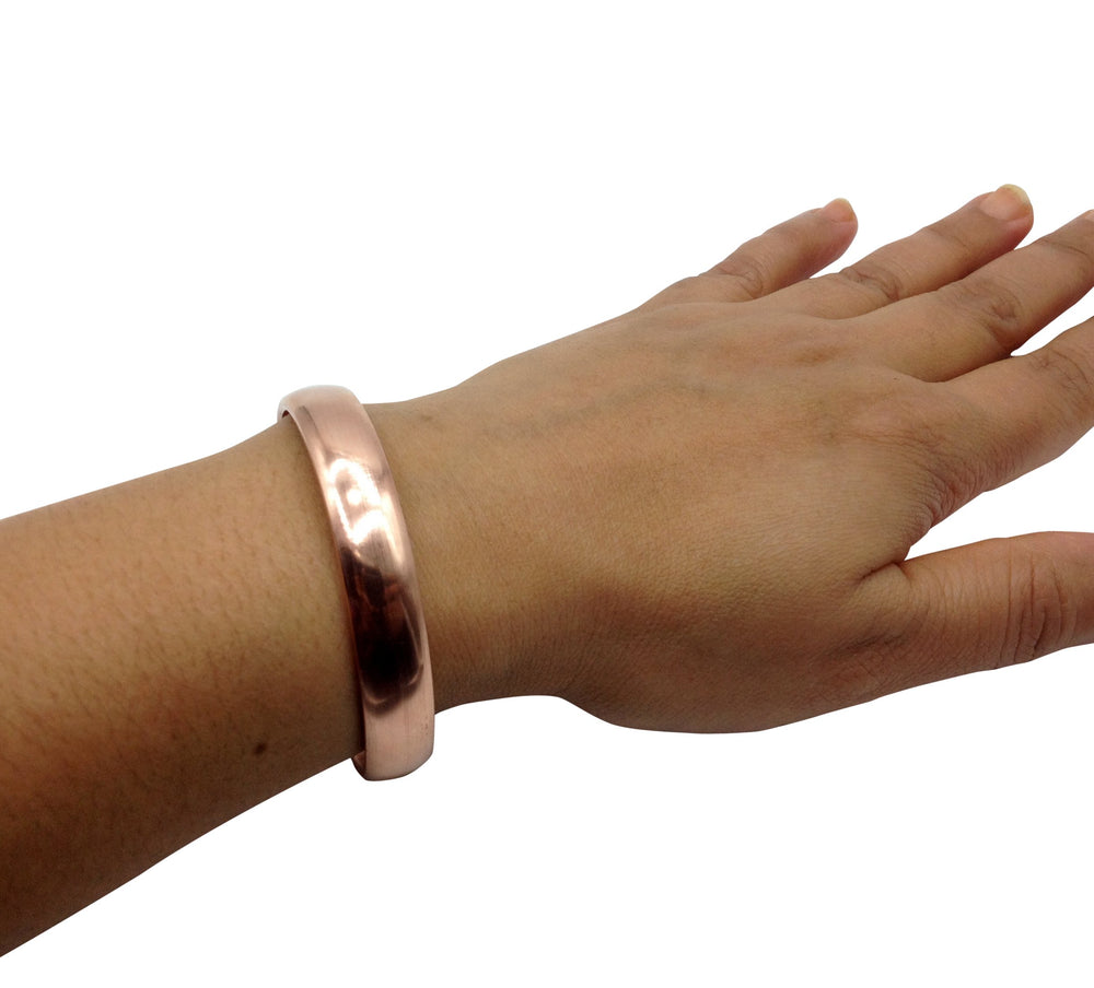 Healing Lama lead-free copper bracelet image conveys safe, non-toxic metal choice