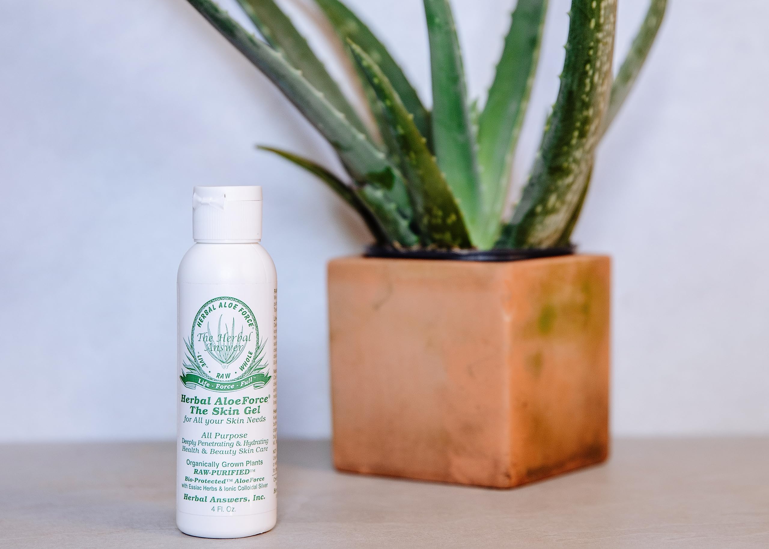 AloeForce Skin Gel label emphasizes organic aloe and purity.