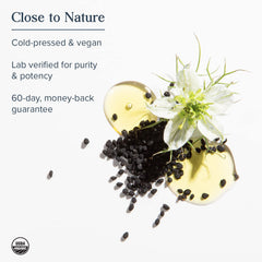 Heritage Store capsule pour demonstrates convenient daily use for immune and digestive support.
